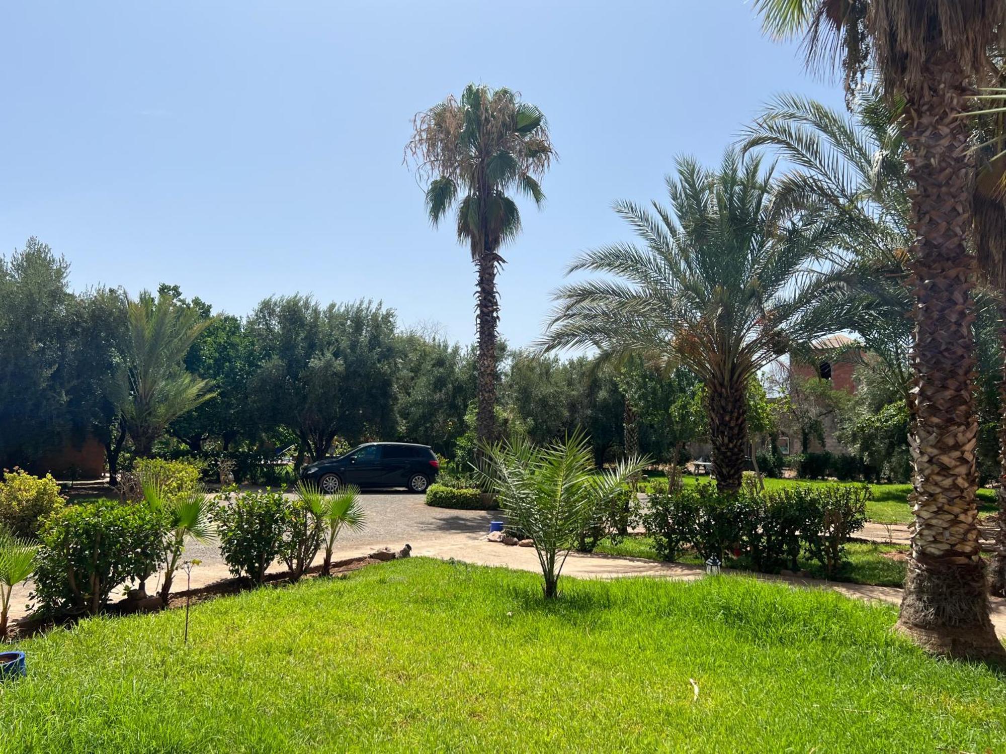 Le Domaine De Carole Marrakech Bed & Breakfast Douar Akkara Bagian luar foto