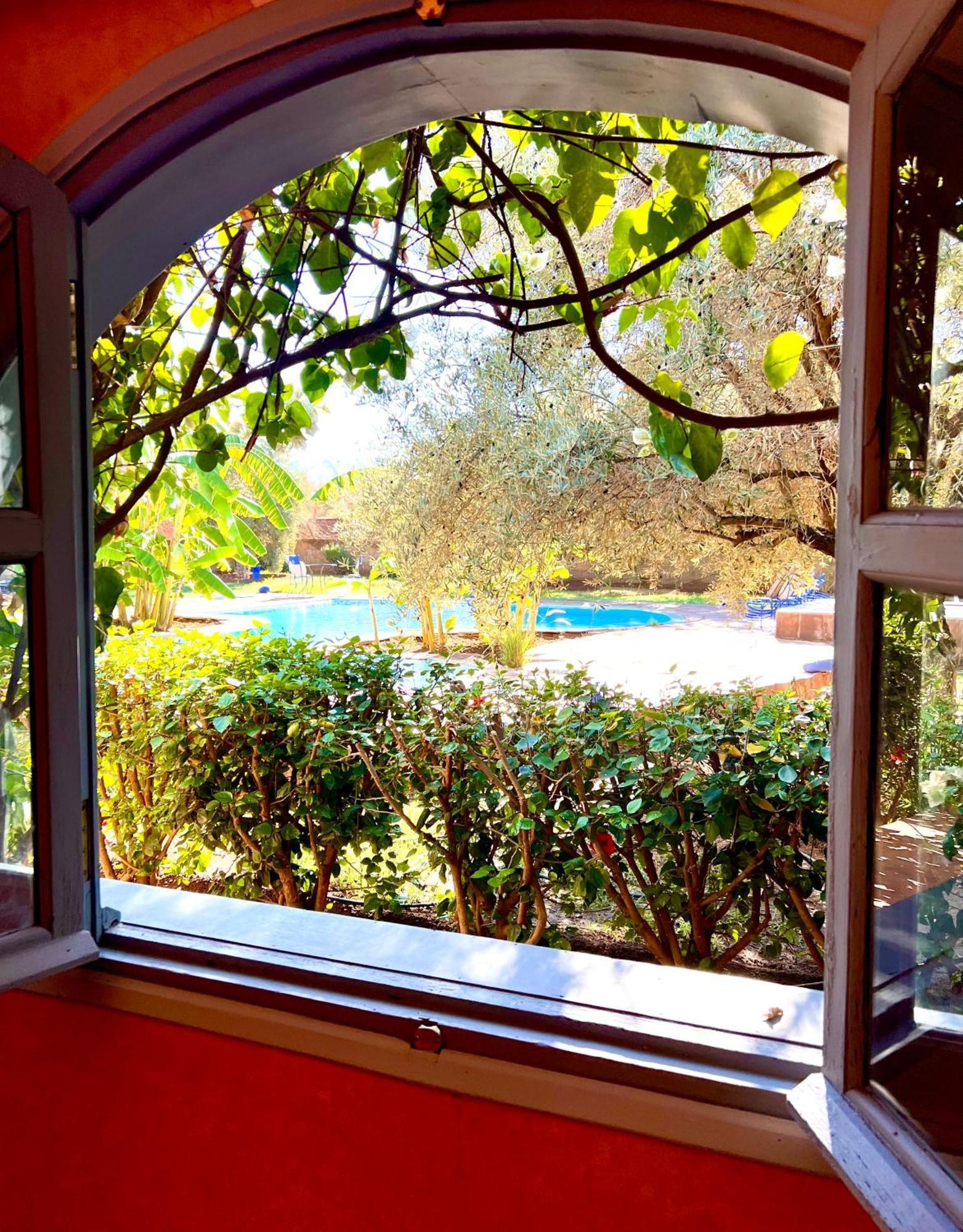 Le Domaine De Carole Marrakech Bed & Breakfast Douar Akkara Bagian luar foto